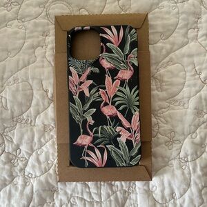 New in packaging compostable flamingo Pela case